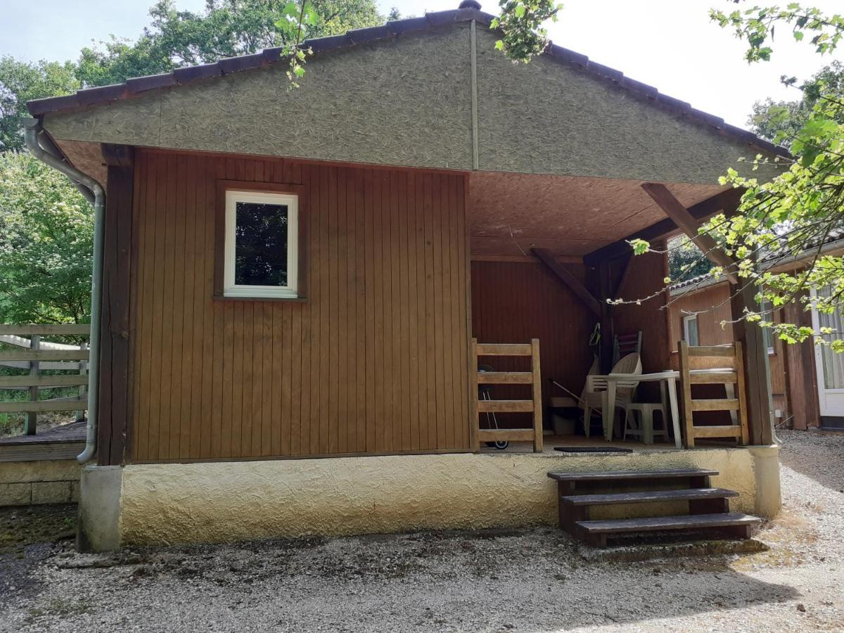 Reyrevignes  Camping Domaine Papillon מראה חיצוני תמונה